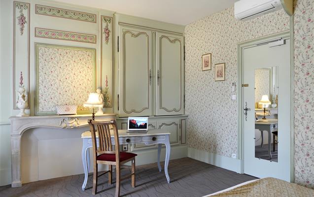 Chambre Deluxe Trianon  - Hôtel le Domaine des Thomeaux