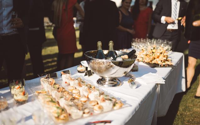 Buffet Cocktail mariage  - Hôtel le Domaine des Thomeaux